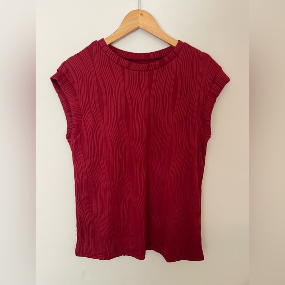 LILLUSORY Women’s Short Sleeve Dressy Tops Crewneck Textured Shirt Cute Summer